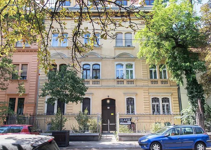 Szondi74 Central